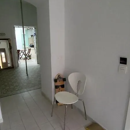 La Casa De Cris Y Sebas Homestay Malaga